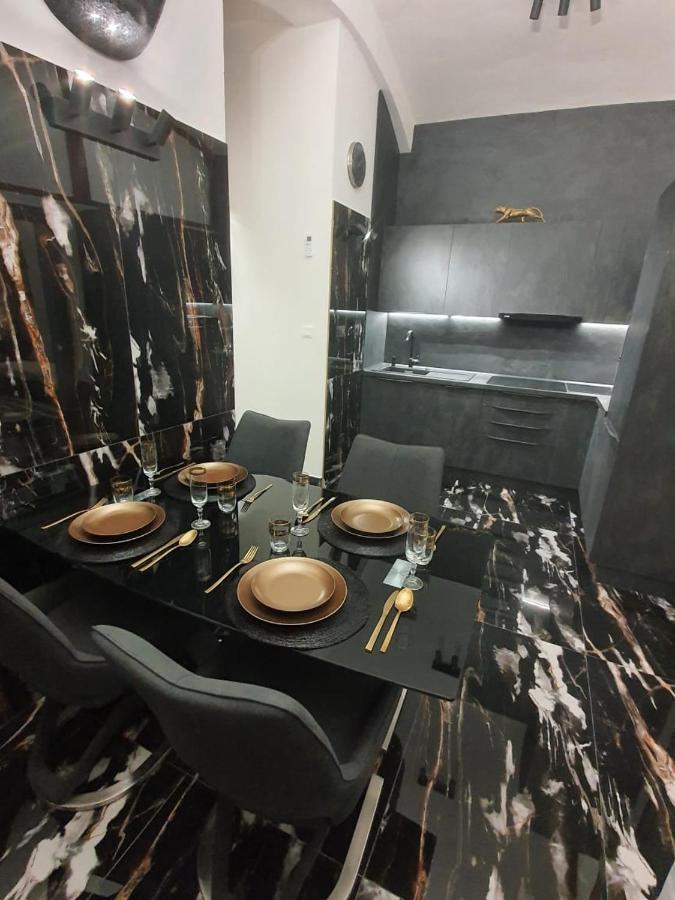 Monar Exclusive Center Free Parking In Garage Apartment Kosice Luaran gambar